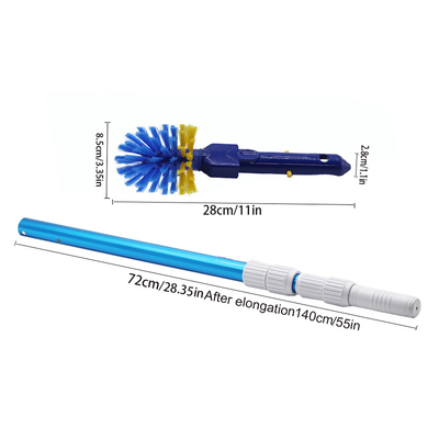 Une brosse propre en plastique à poignée longue de haute qualité pour piscine