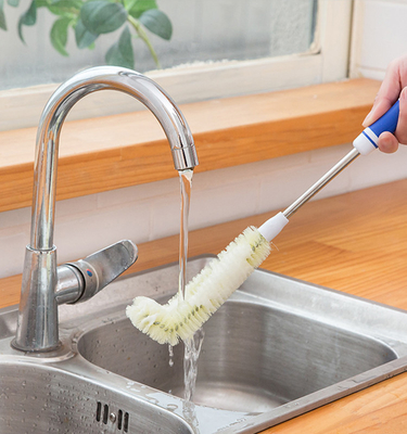 Pas de pinceau à tasse sans fin propre à main longue bouteille en forme de L propre à la brosse ménagère détaillée à la brosse de lavage de tasse